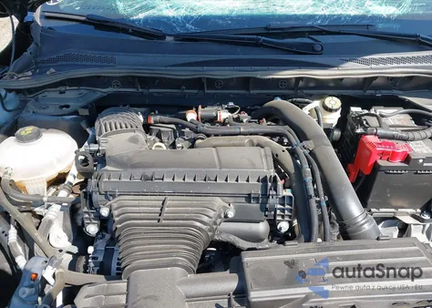 2024 Ford Escape St-Line Select z USA, uszkodzony, nr VIN 1FMCU9NA6RUA08984